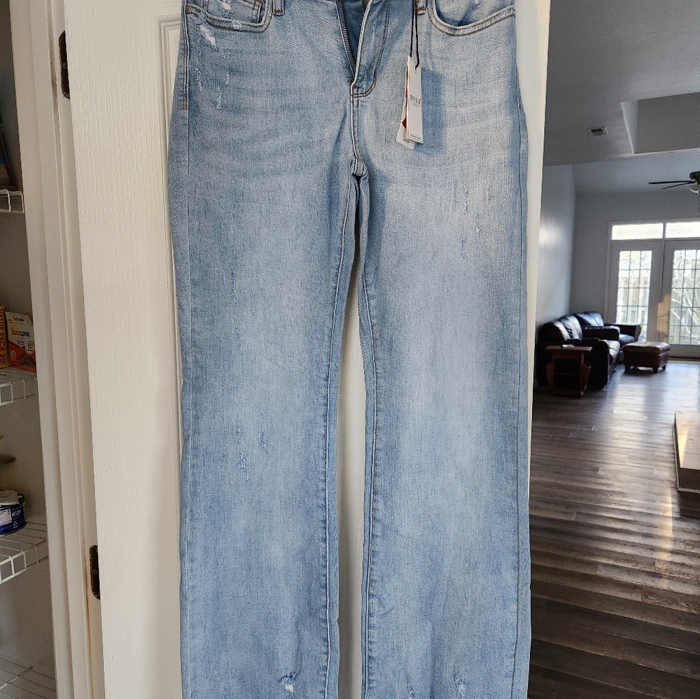 NWT Judy Blue 7/28